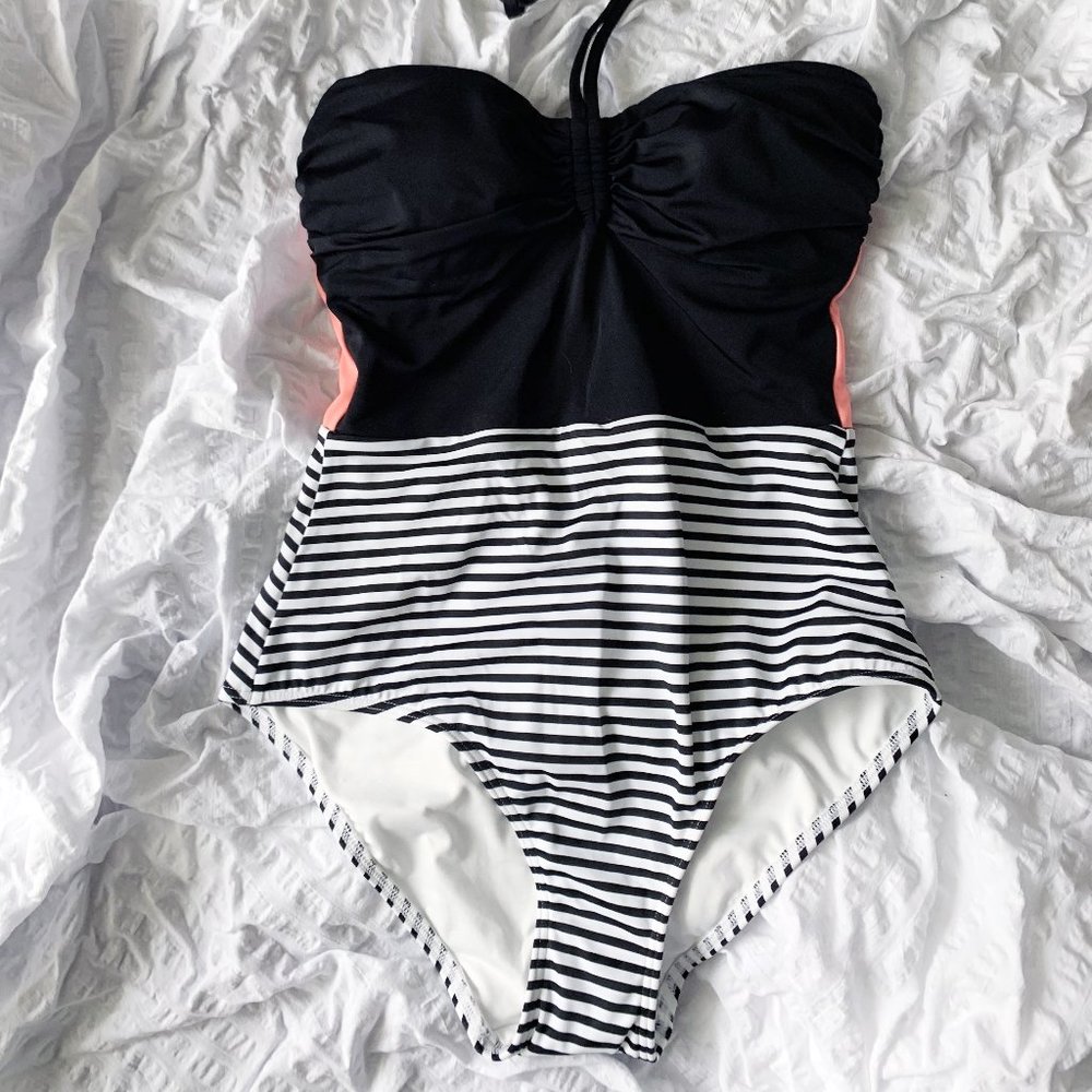NEW VS Colorblock Halter One-Piece Swim Size M